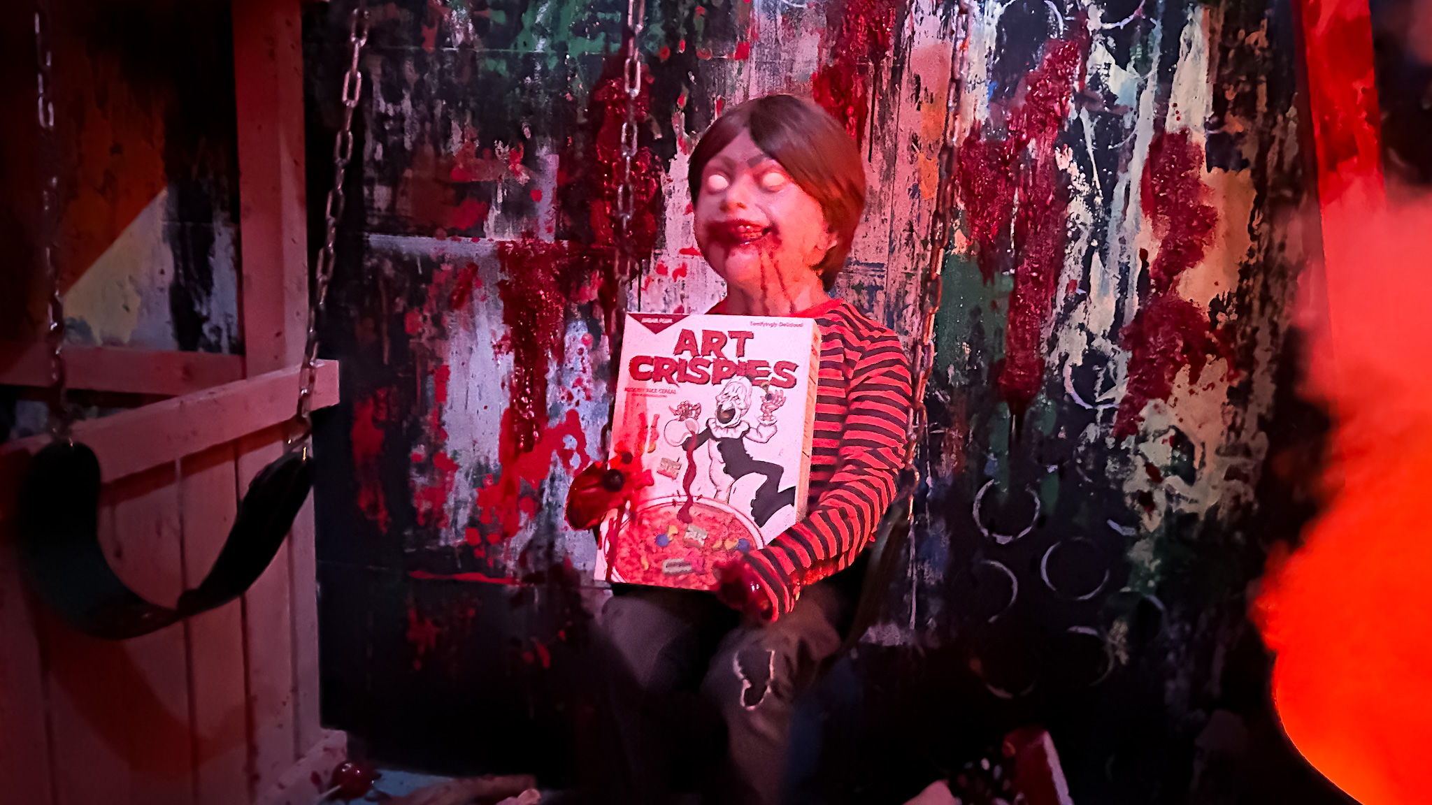 Na casa assombrada Terrifier ha muita sangue e vitimas do palhaco Art Parques e Atrações