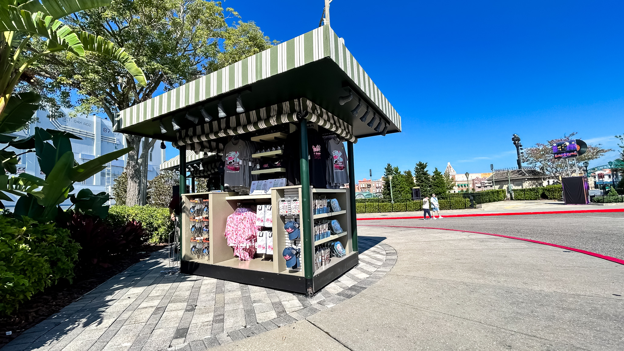 Quiosque com itens do Halloween Horror Nights no Universal Studios Florida