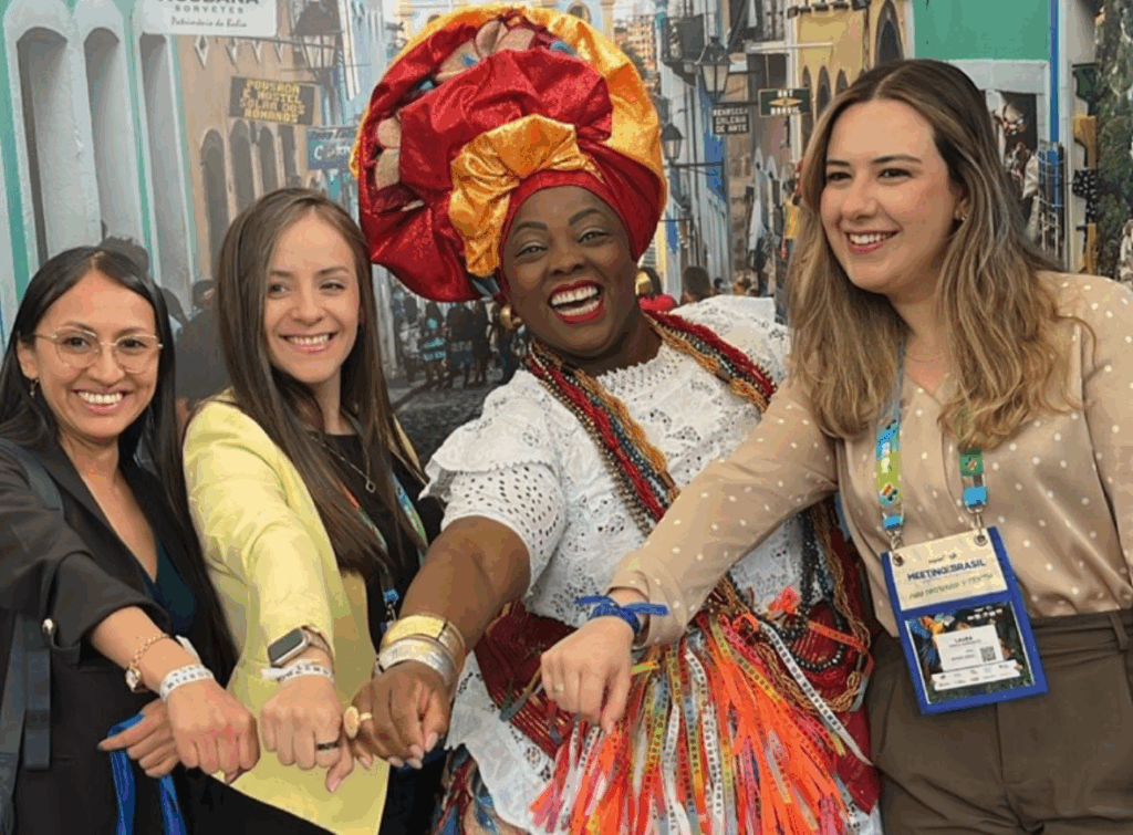 Bahia conquista turistas colombianos com voo direto do Panamá Bahia conquista turistas colombianos com voo direto do Panamá