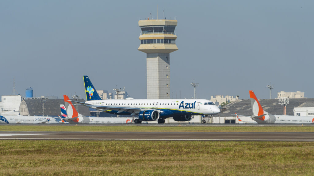 Azul é a 2ª companhia aérea mais pontual do mundo em setembro, segundo Cirium Azul é a 2ª companhia aérea mais pontual do mundo em setembro, segundo Cirium