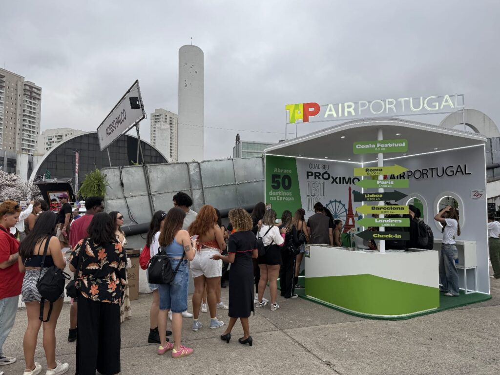 Estande da TAP no Coala Festival 2025 1 TAP Air Portugal conecta destinos europeus ao público brasileiro durante Coala Festival 2025