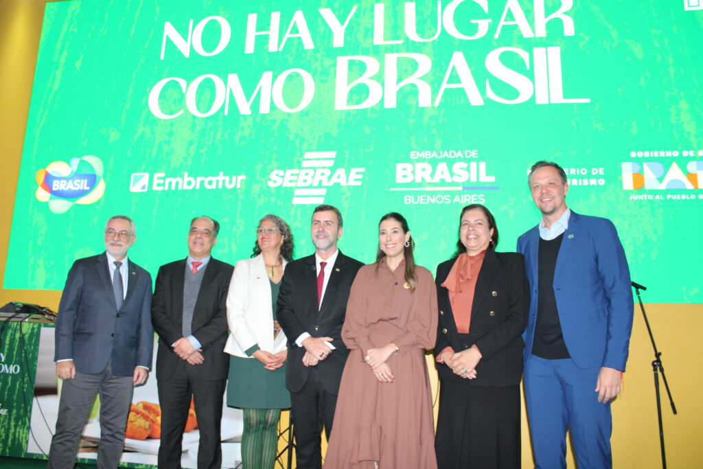 Embratur lança campanha “Não há lugar como o Brasil” na FIT Buenos Aires Embratur lança campanha “Não há lugar como o Brasil” na FIT Buenos Aires