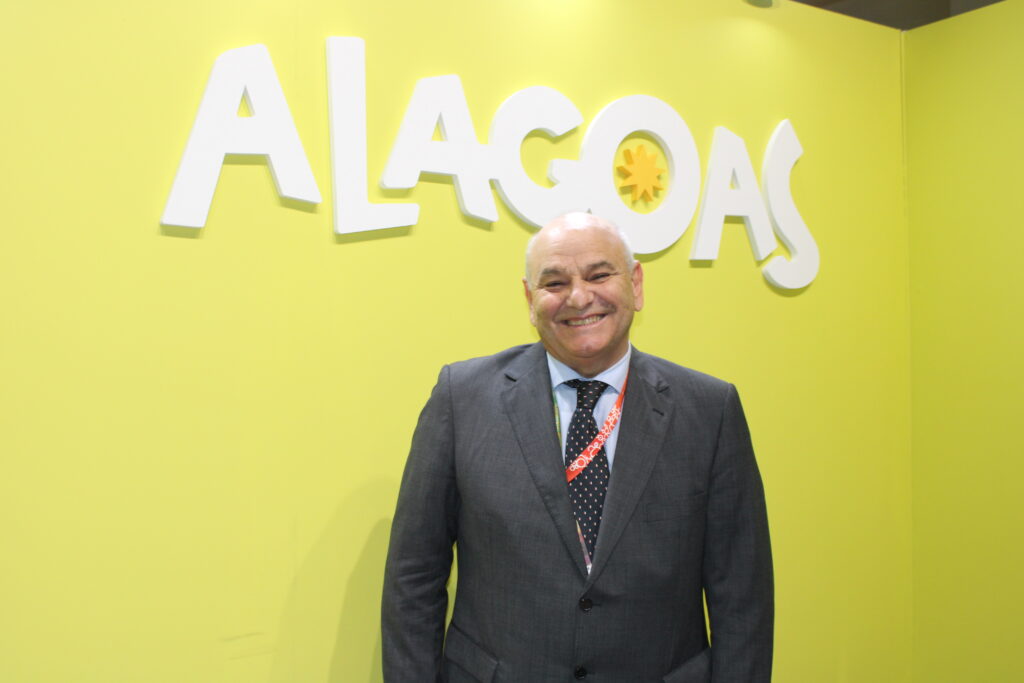 Alagoas reforça presença no mercado argentino e celebra novas conexões aéreas na FIT Buenos Aires Alagoas reforça presença no mercado argentino e celebra novas conexões aéreas na FIT Buenos Aires