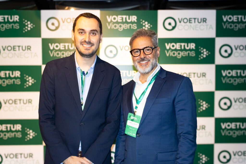 Rafael Ortiz e Humberto Cancado da Voetur Voetur lança Payfly, reforça inteligência artificial no Power BI e apresenta clube de benefícios
