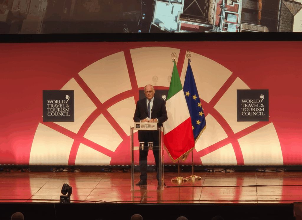 Prefeito de Roma destaca inovação e crescimento sustentável do turismo durante abertura da Cúpula do WTTC