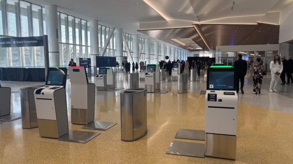 San Diego inaugura terminal bilionário com biometria facial e check-in inteligente
