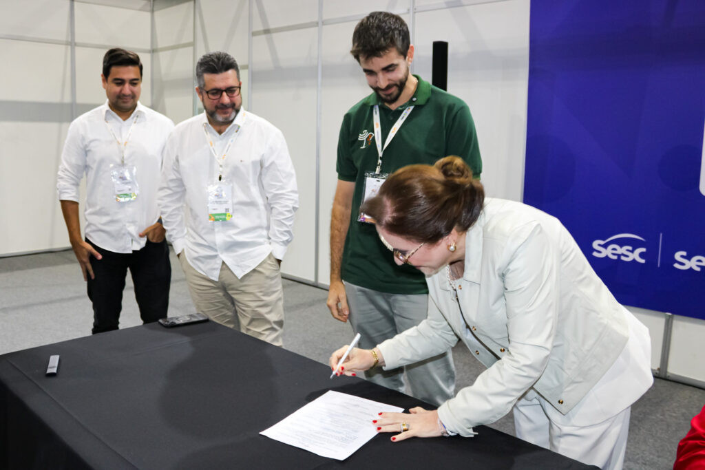 Abav Expo 2025 reúne 42 mil visitantes e mais de 3 mil reuniões no Rio; confira a cobertura completa do M&E