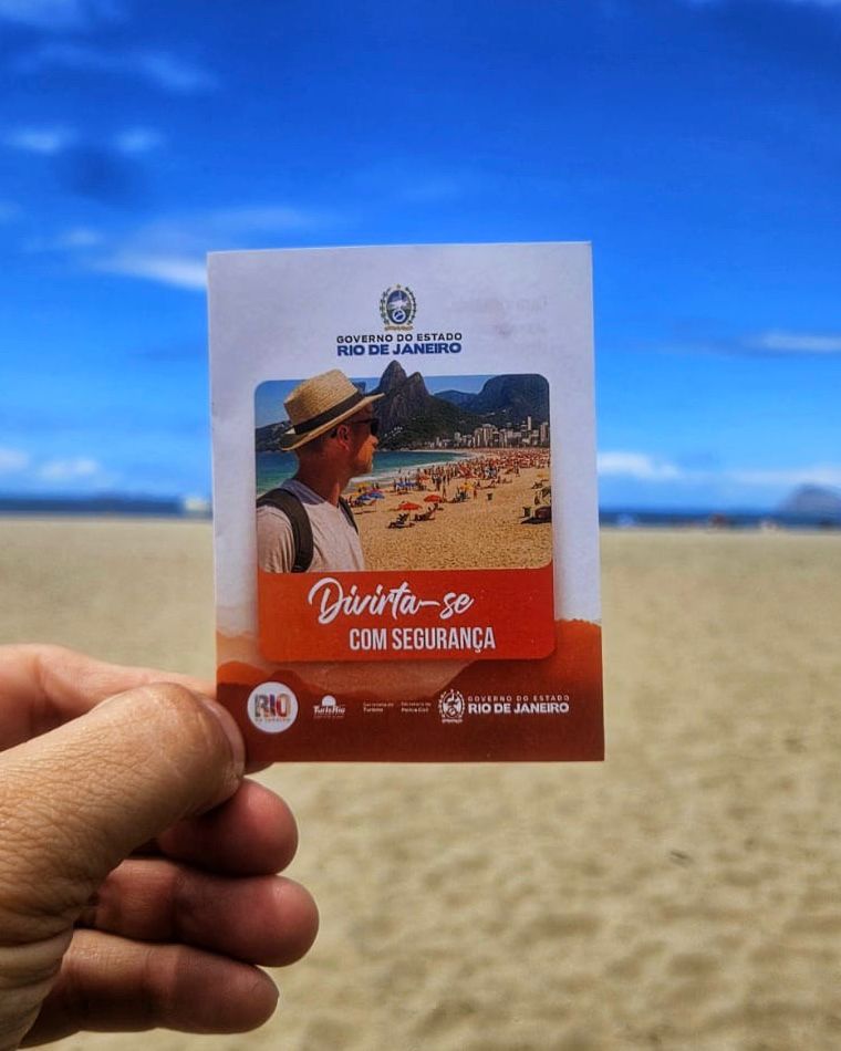 Rio de Janeiro lança cartilha trilíngue com dicas práticas para visitantes brasileiros e estrangeiros 3 A Cartilha Divirta se com Seguranca na versao em portugues Credito Fred Pontes Rio de Janeiro lança cartilha trilíngue com dicas práticas para visitantes brasileiros e estrangeiros