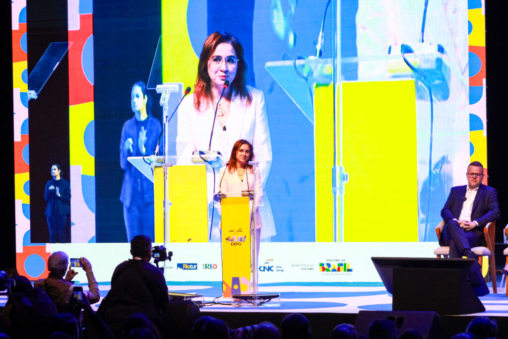 Abav Nacional alinha pautas do agenciamento com Ministério do Turismo e Embratur em Brasília Ana Carolina Medeiros, presidente da Abav Nacional (Ana Azevedo/M&E)