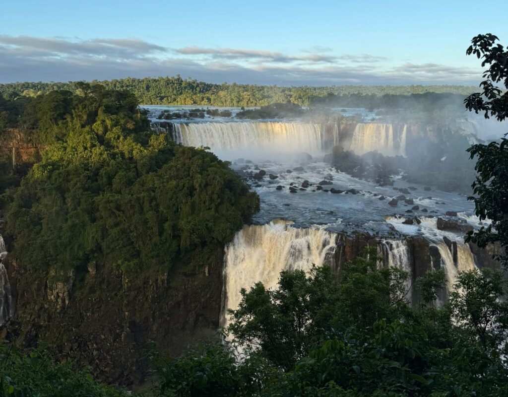Urbia Cataratas promove experiências imersivas no Parque Nacional do Iguaçu após inauguração do Espaço Usina