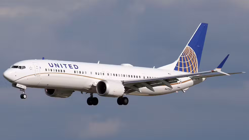 United lança tarifa básica para cabines premium e amplia opções de preços