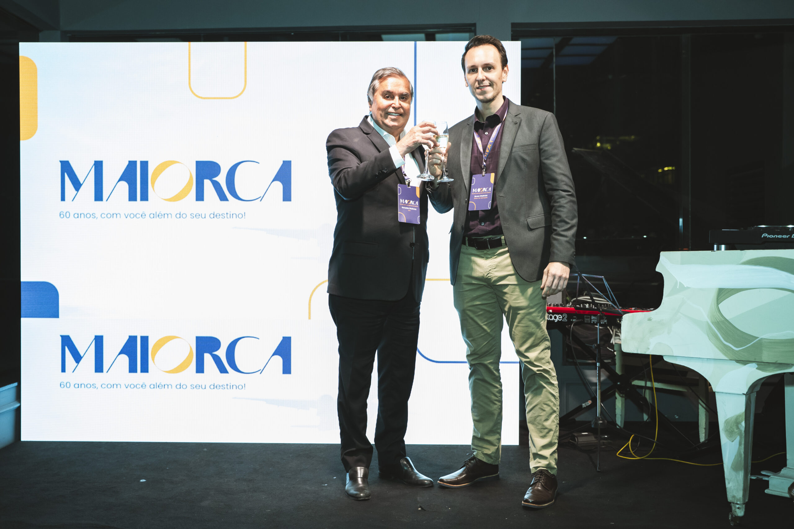 Ronaldo Waltrick e Bruno Waltrick, da Maiorca Turismo, durante lançamento em São Paulo (Divulgação/Maiorca Turismo)