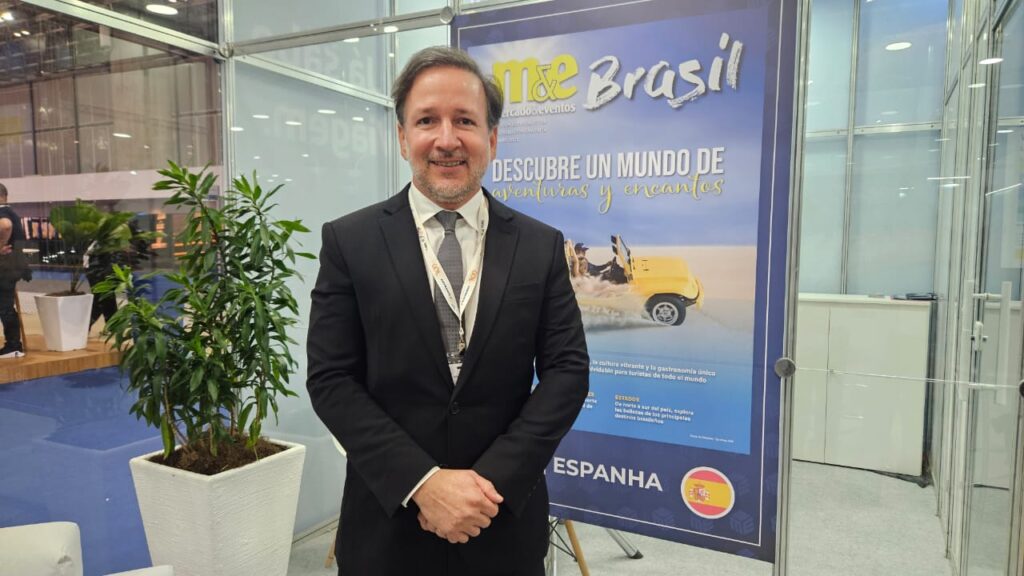 “A diária de 24h não vai encarecer, ela traz segurança e nos coloca no mesmo patamar do resto do mundo”, diz Edmar Gadelha, da Abih-RN “A diária de 24h não vai encarecer, ela traz segurança e nos coloca no mesmo patamar do resto do mundo”, diz Edmar Gadelha, da Abih-RN
