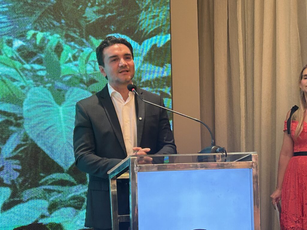 Celso Sabino vê consolidação do turismo brasileiro e aposta na COP30 como vitrine internacional Celso Sabino vê consolidação do turismo brasileiro e aposta na COP30 como vitrine internacional