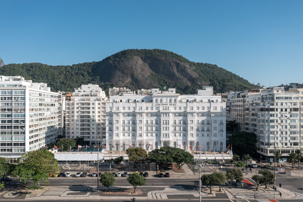 Copacabana Palace anuncia Réveillon 2026 com open bar premium e vista dos fogos; veja os valores Copacabana Palace anuncia Réveillon 2026 com open bar premium e vista dos fogos; veja os valores