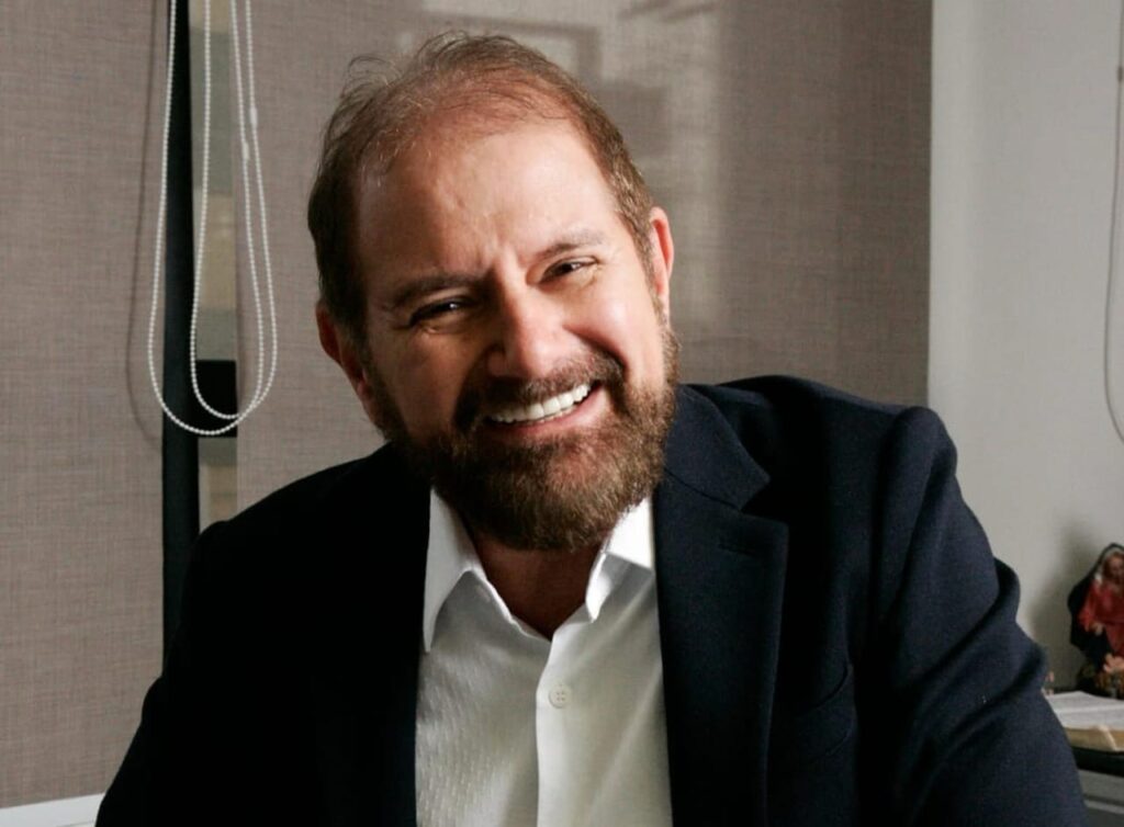 Guilherme Paulus: visão sobre o papel do Brasil e os novos desafios globais do turismo sustentável Guilherme Paulus: visão sobre o papel do Brasil e os novos desafios globais do turismo sustentável