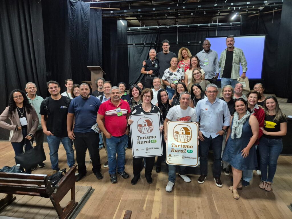 ABIH-RJ realiza capacitação do PROENH-RJ para hoteleiros em Paty do Alferes ABIH-RJ realiza capacitação do PROENH-RJ para hoteleiros em Paty do Alferes