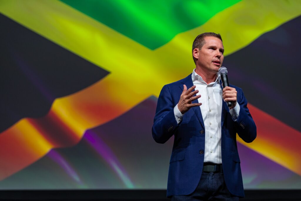 Adam Stewart Presidente Executivo Sandals Resorts International