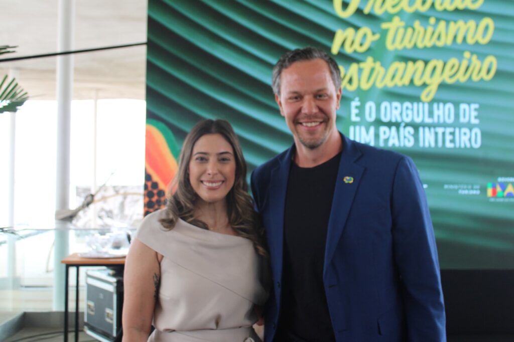 Líderes do turismo celebram marco histórico para o setor no Brasil Líderes do turismo celebram marco histórico para o setor no Brasil