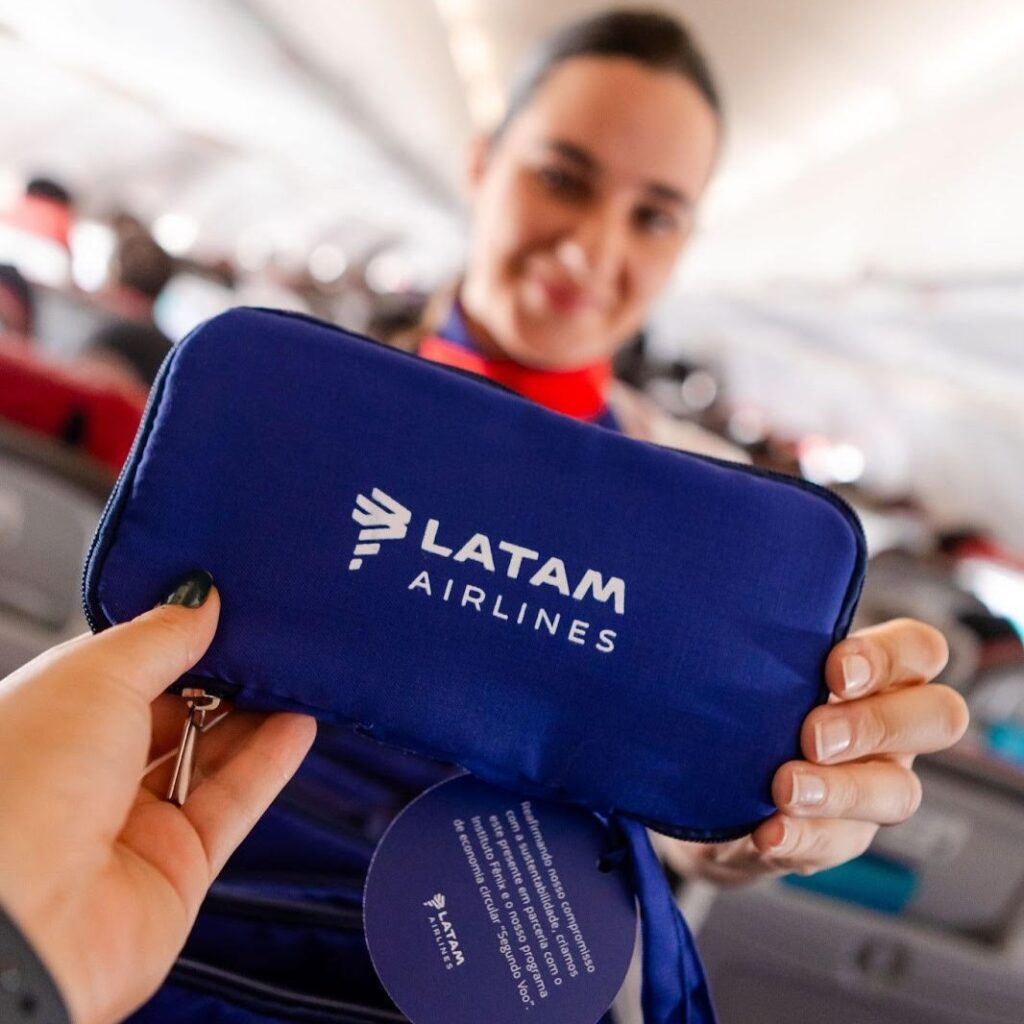 COP 30: Latam anuncia parceria de upcycling em Belém para reaproveitar mais de uma tonelada de uniformes usados