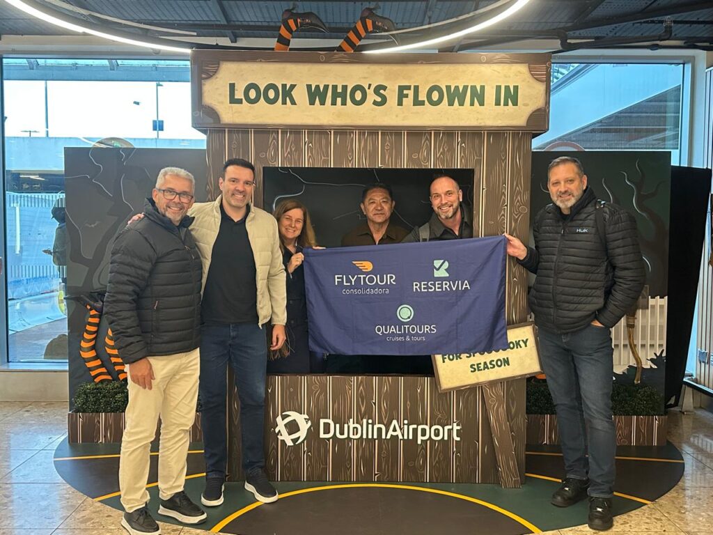 Flytour leva agentes de viagens para vivência cultural na Irlanda e Amsterdã Flytour leva agentes de viagens para vivência cultural na Irlanda e Amsterdã