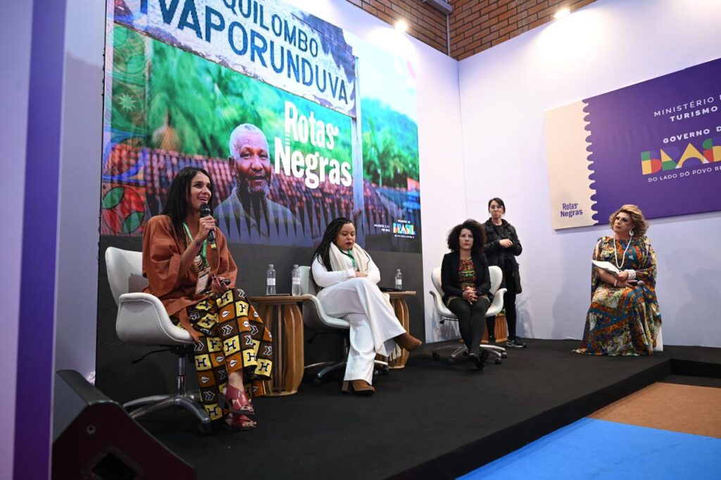 Festuris destaca o afroturismo e amplia debate sobre diversidade no turismo brasileiro Festuris destaca o afroturismo e amplia debate sobre diversidade no turismo brasileiro