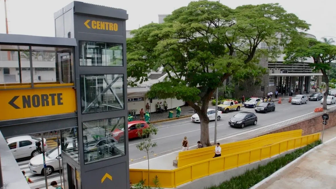 Aena assume gestão e reforma da passarela em frente ao Aeroporto de Congonhas Aena assume gestão e reforma da passarela em frente ao Aeroporto de Congonhas