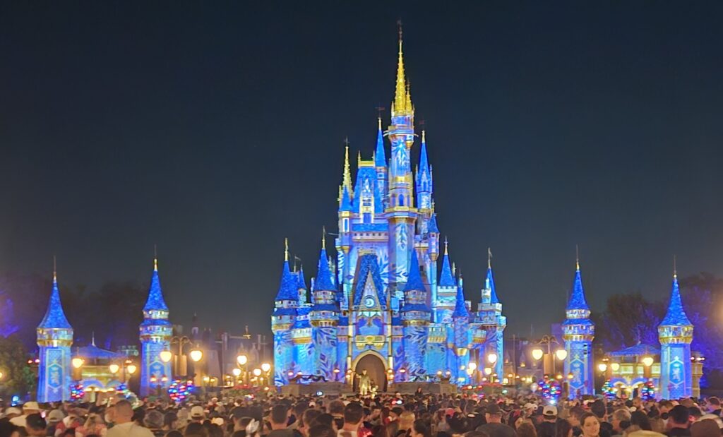 Disney em Tóquio pode ser alternativa para brasileiros? Confira custos e cenário Disney em Tóquio pode ser alternativa para brasileiros? Confira custos e cenário