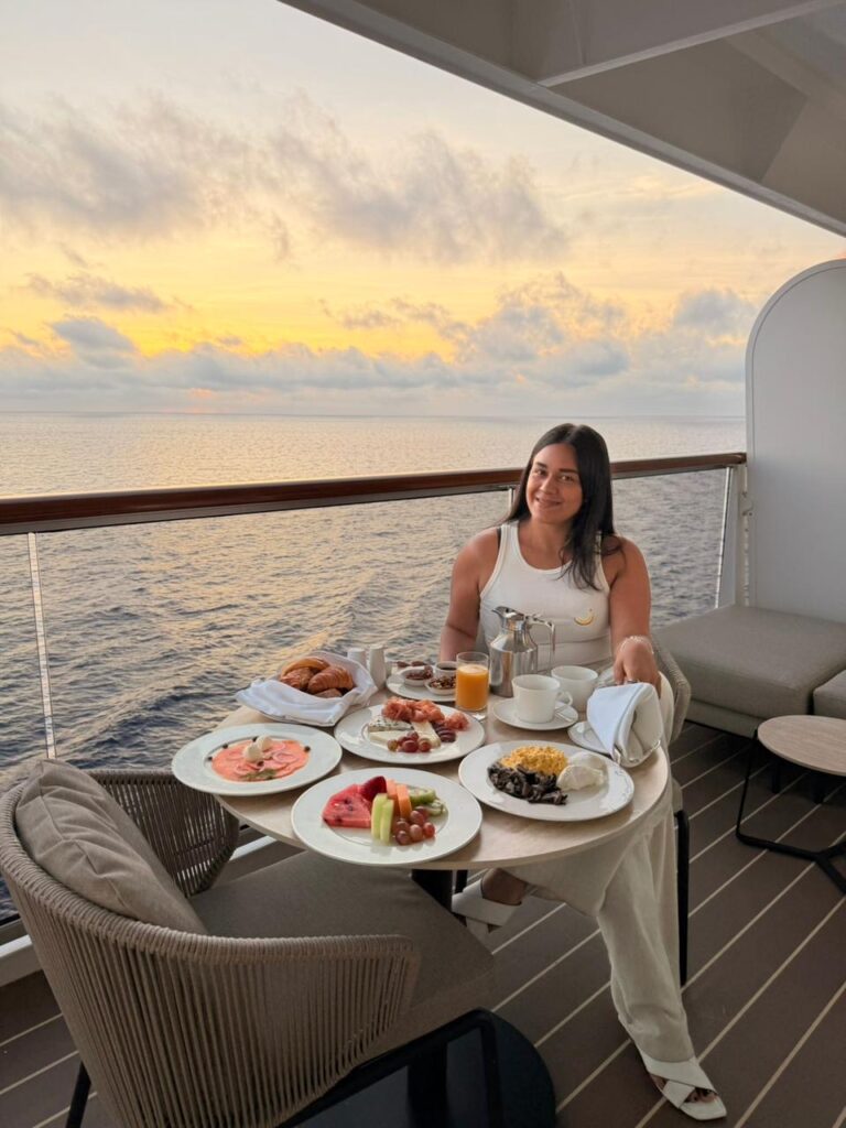 ARTIGO - Entre a savana e o mar: quando o trabalho se transforma em experiência de vida ARTIGO - Entre a savana e o mar: quando o trabalho se transforma em experiência de vida