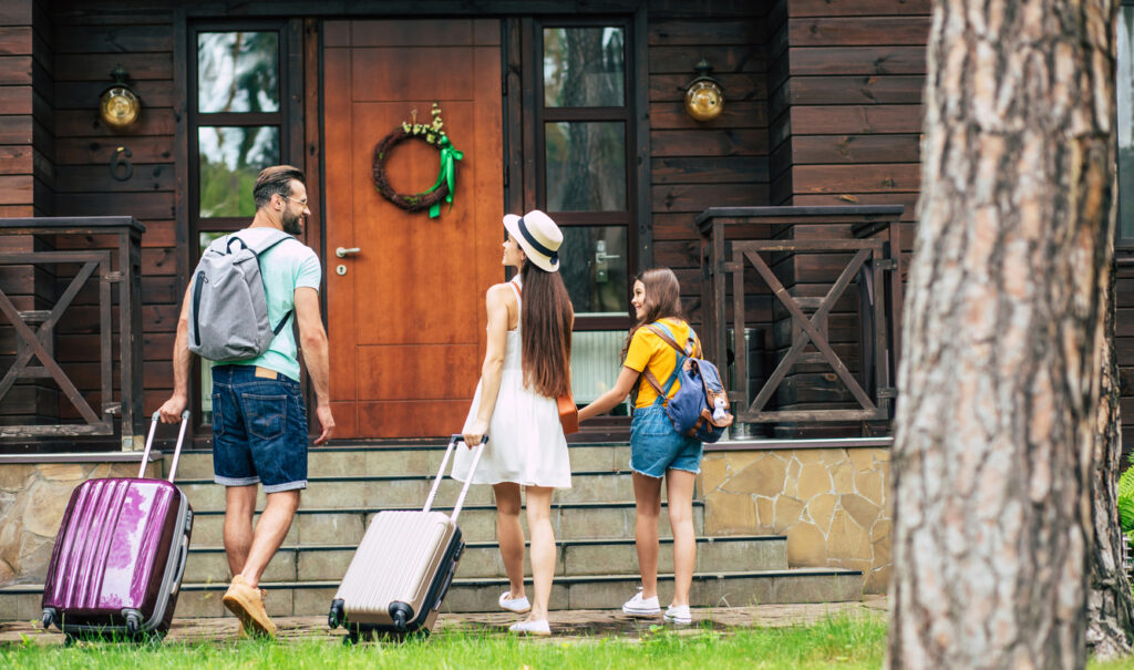 Decolar registra aumento de 17% nas buscas por viagens de fim de ano Decolar registra aumento de 17% nas buscas por viagens de fim de ano