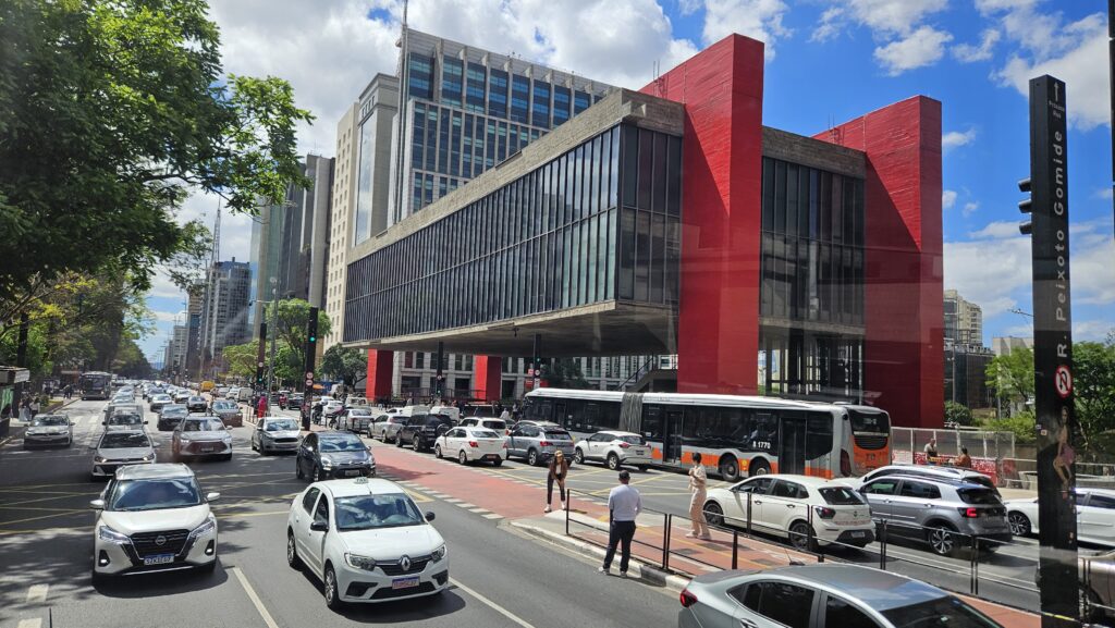 Inédito! São Paulo bate recorde histórico e recebe 2,8 milhões de turistas internacionais