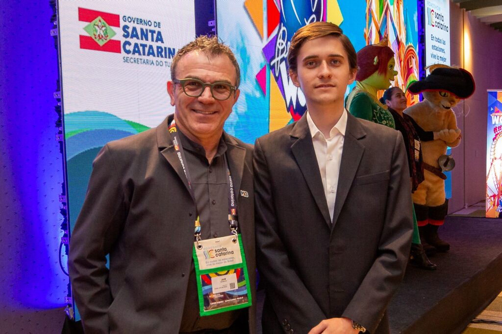 RoadShow Santa Catarina em Lima cria prêmio internacional em homenagem a Ricardo Acosta RoadShow Santa Catarina em Lima cria prêmio internacional em homenagem a Ricardo Acosta