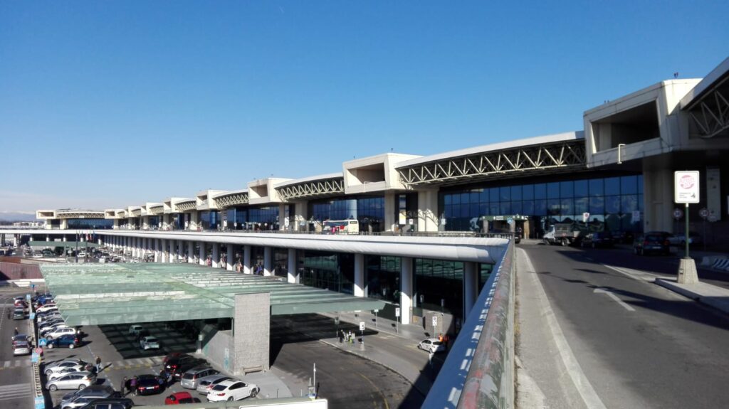 Greves simultâneas transformam esta sexta-feira (09) em dia de caos nos aeroportos da Itália