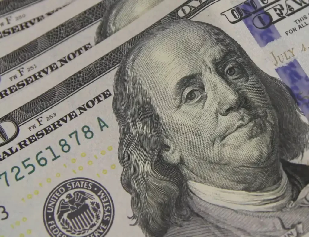 Dólar