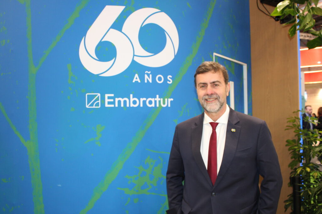 “A pauta do Turismo nunca mais sairá da minha vida”: as lições de Freixo na Embratur na reta final de sua gestão “A pauta do Turismo nunca mais sairá da minha vida”: as lições de Freixo na Embratur na reta final de sua gestão