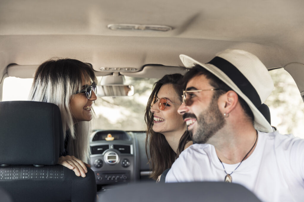 Feriadões de 2026 devem impulsionar turismo rodoviário e locação de veículos, projeta Abla (Banco de imagens/Freepik)
