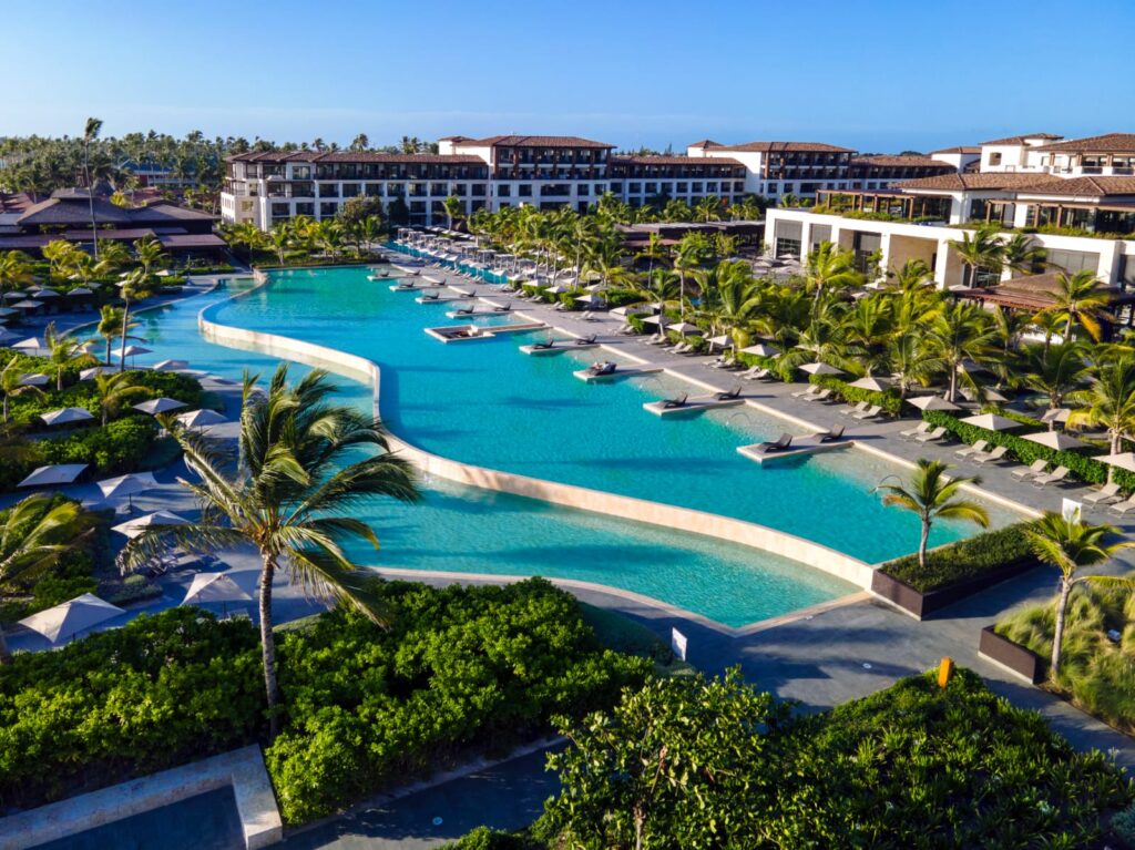 Lopesan Hotel Group apresenta fase de expansão em Punta Cana com três novos resorts luxuosos Lopesan