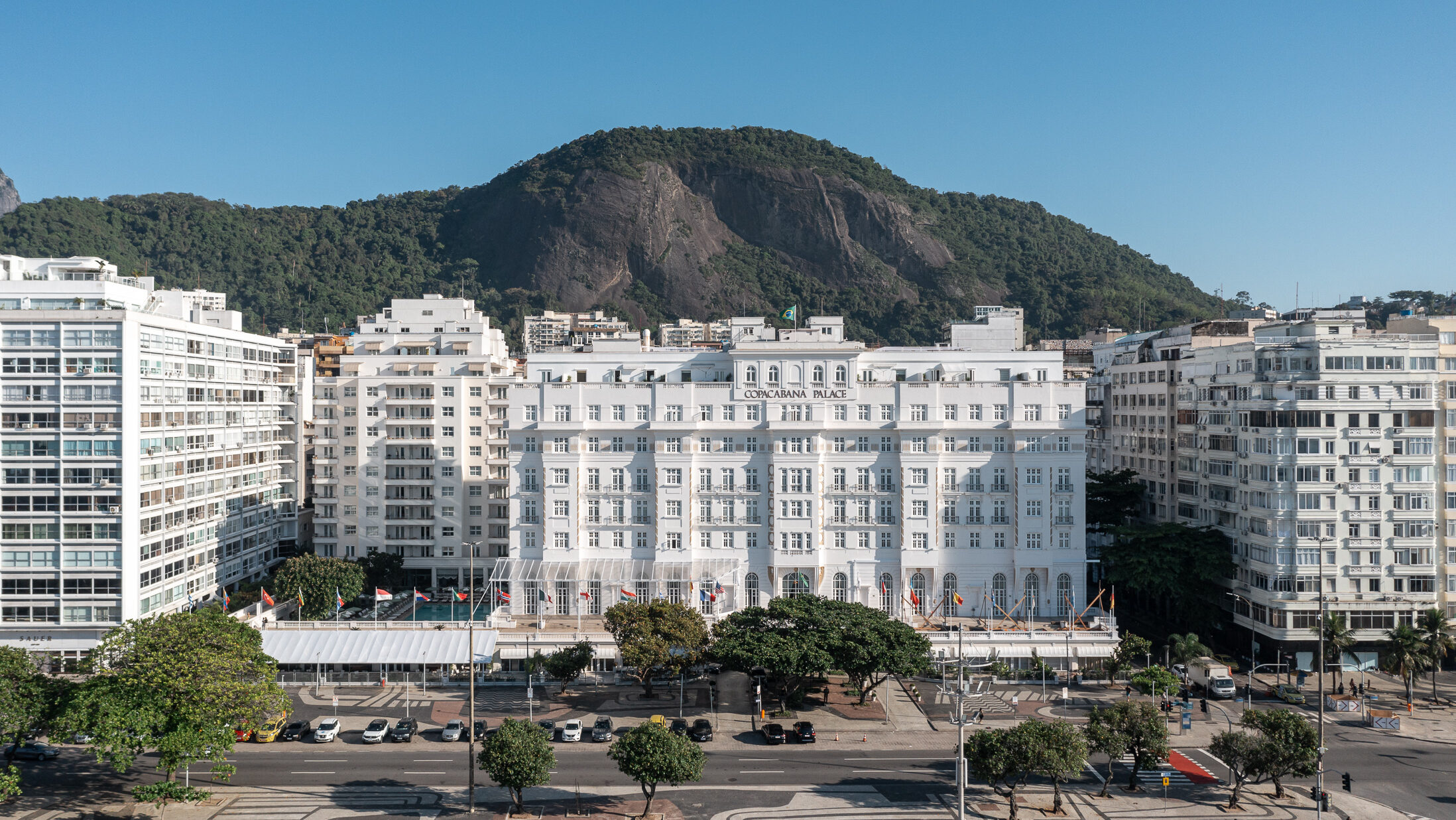 Mais folga, mais custo? O que o fim da escala 6x1 significa para o Turismo Mais folga, mais custo? O que o fim da escala 6x1 significa para o Turismo