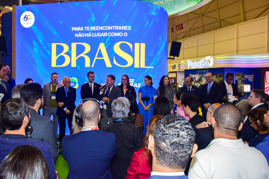 Embratur apresenta campanha: “Para se renovar, não há lugar como Brasil” Embratur