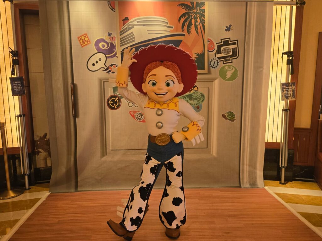 Pixar Day at Sea retorna em 2027 ao Disney Fantasy com novas experiências Pixar