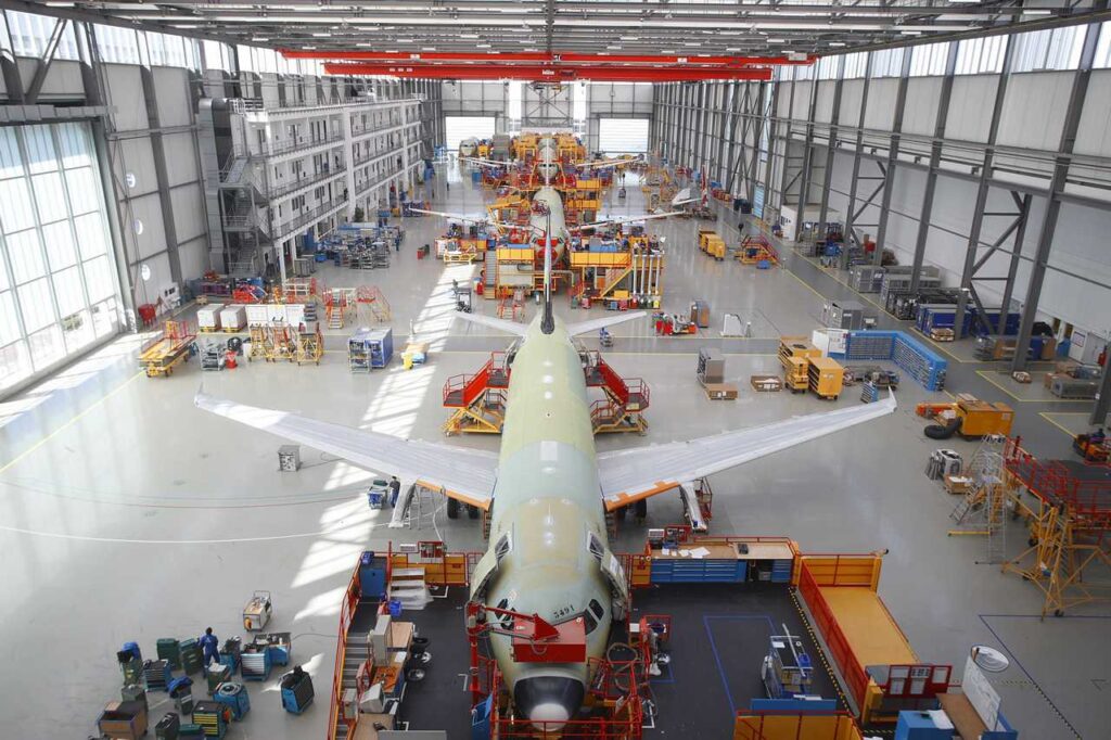 Airbus registra desempenho recorde em 2025 e reforça expansão na aviação comercial Airbus