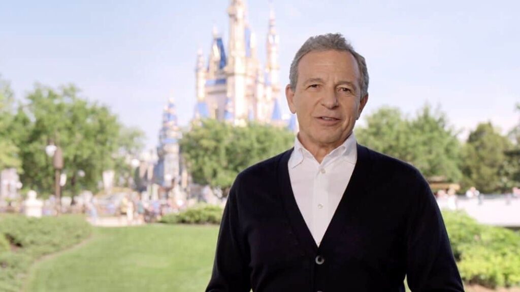 Brigas de CEO's: Bob Chapek acusa Bob Iger de sabotar sua gestão na Disney em novo livro CEO Disney