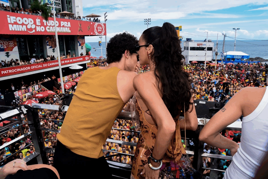 Merece o CPF: veja 16 destinos que Shawn Mendes visitou no Brasil nos últimos anos Shawn