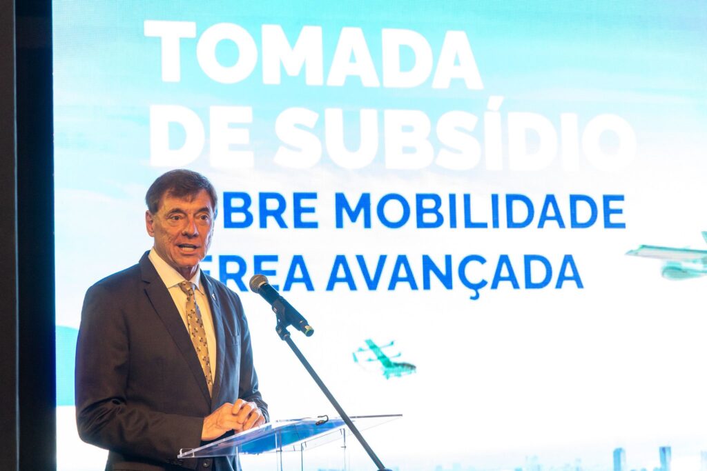 Dois CEOs do turismo entre os mais bem pagos: Localiza e Embraer entram no ranking, veja os salários CEO