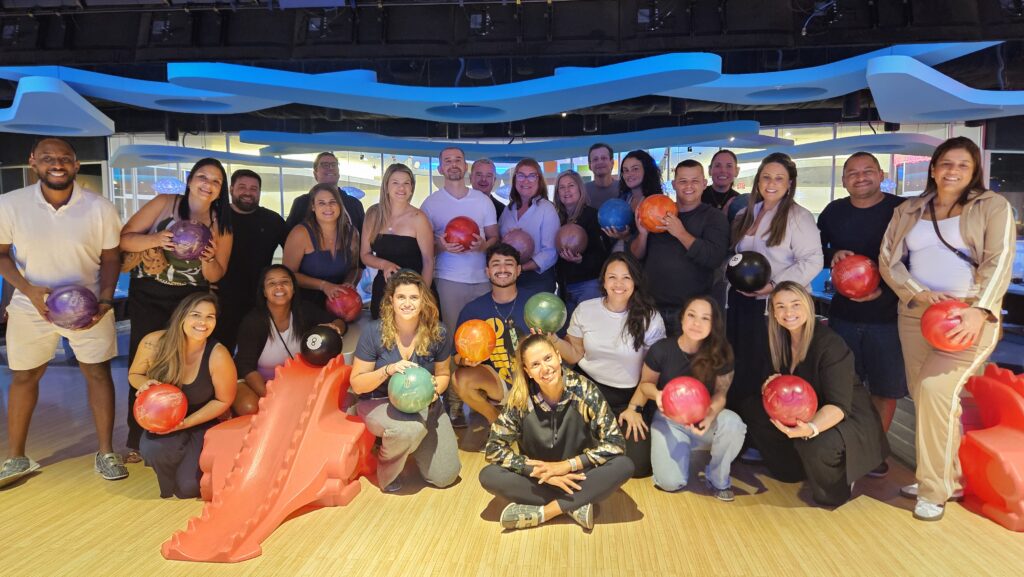 Entre strikes e conquistas: primeiro dia do Agente Tá On termina com experiência exclusiva no Galaxy Bowl; fotos Primeiro