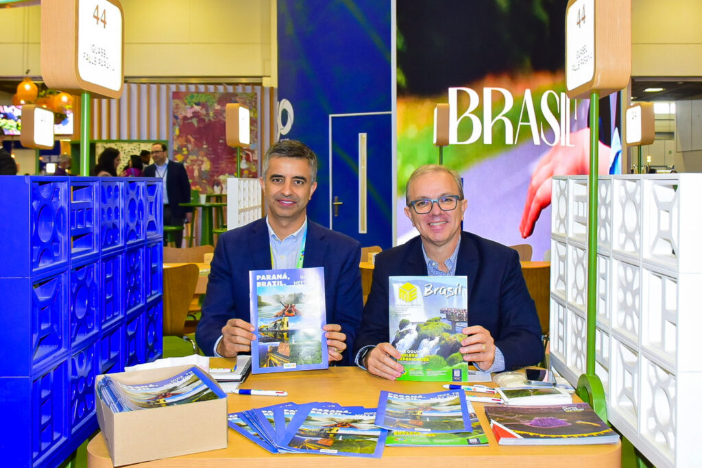 Paraná mira mercado alemão na ITB 2026 e ampliação fluxo turístico além de Foz do Iguaçu Este ano, o material promocional do Paraná para a ITB foi produzido pelo M&E (Ana Azevedo/M&E)
