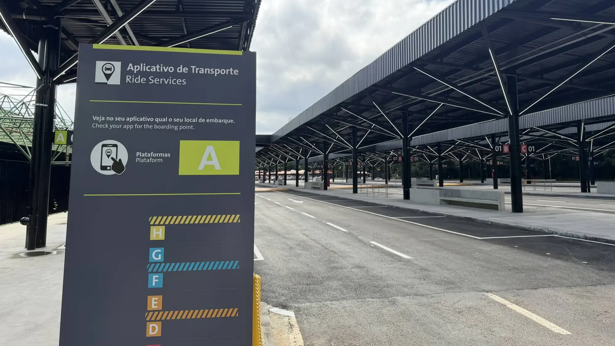 Aeroporto de Guarulhos inaugura novo ponto de embarque para apps de transporte; veja o que muda Aeroporto de Guarulhos inaugura novo ponto de embarque para apps de transporte; veja o que muda