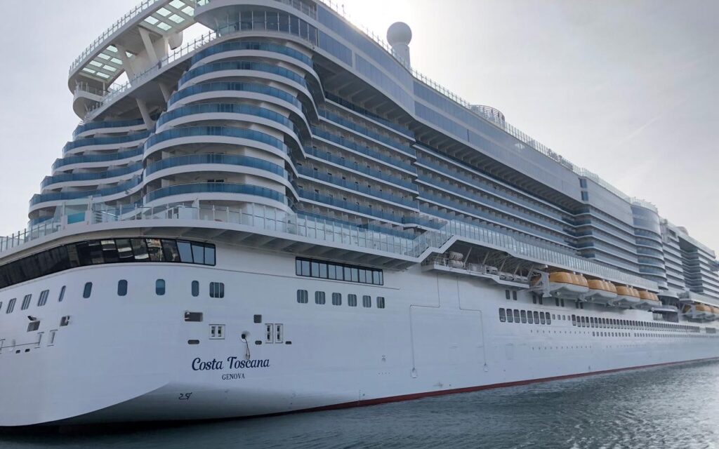 Costa Toscana: conheça em 50 fotos um dos navios mais modernos da Costa Cruzeiros Costa Toscana