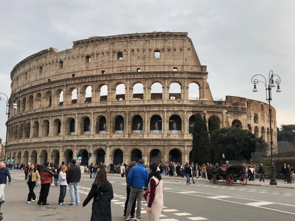 Costa Cruzeiros leva agentes a Barcelona, Civitavecchia e Roma em experiência no Mediterrâneo