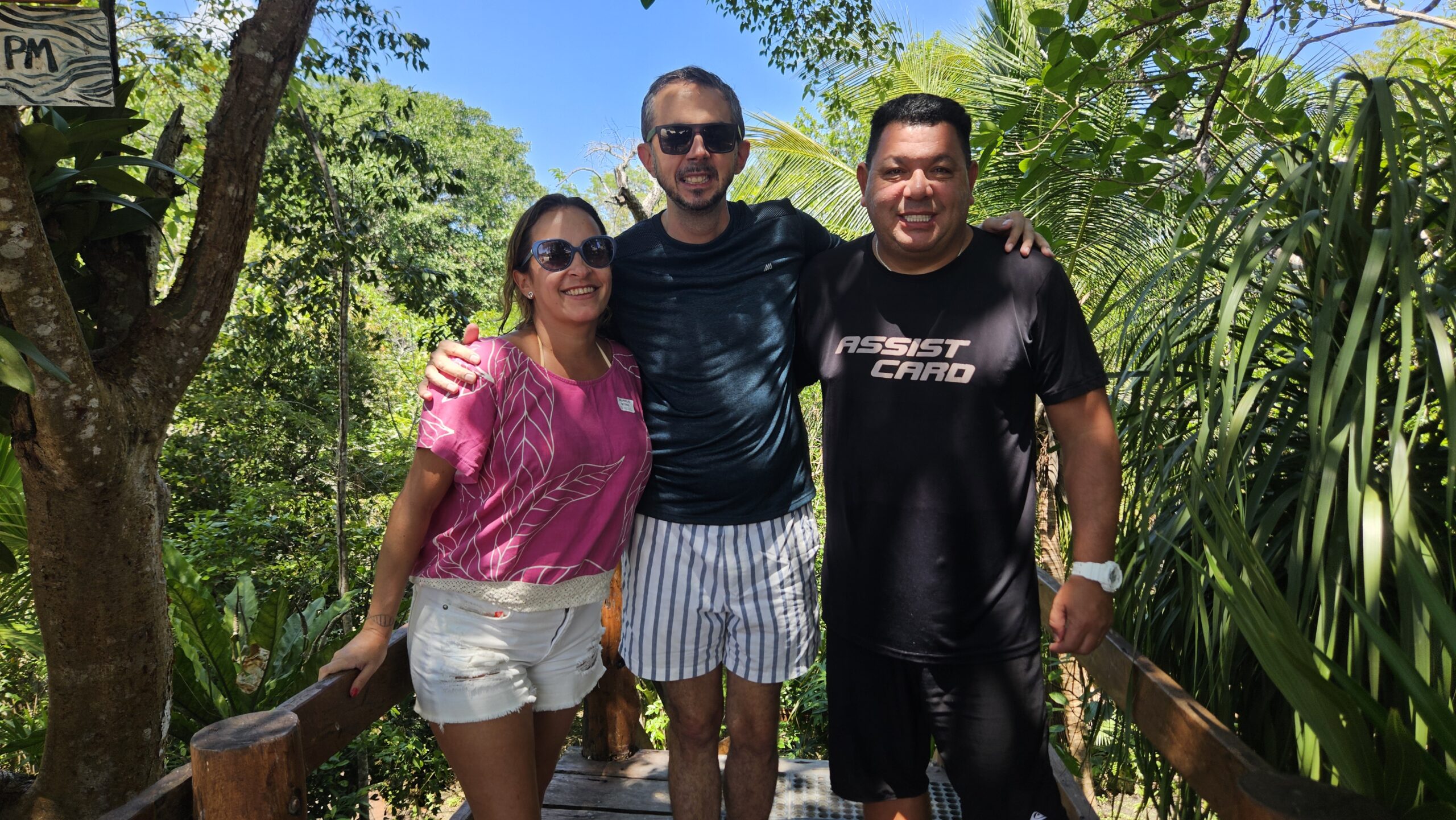 Daniele Duarte, da DD Viagens, com Nelson Juliatto, da Átrio Hotéis São Paulo, e Adriana Lima, RDC Viagens, e Marcelo Turek, da Assist Card